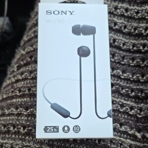 Sony WI-C100 Black Stereo Headset